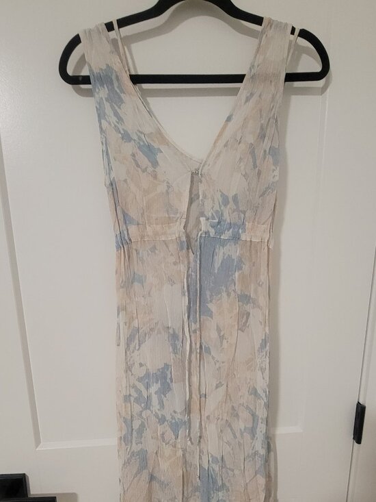 Sam & Lavi Dresses & Skirts - Sam & Lavi Blue & Cream Midi Dress - Size M
